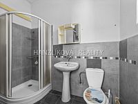 prodej rodinného domu se zahradou a garáží, Vráto - 25-06-09 Vráto RD Foto_32.JPG