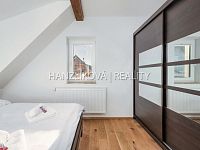 rekreační objekt s vlastním pozemkem 1381 m2 v srdci Lipna - Horní Planá, Pernek - 15.jpg