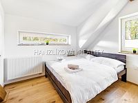 rekreační objekt s vlastním pozemkem 1381 m2 v srdci Lipna - Horní Planá, Pernek - IMG_0564.JPG