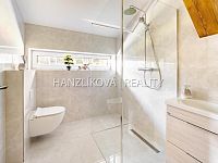 rekreační objekt s vlastním pozemkem 1381 m2 v srdci Lipna - Horní Planá, Pernek - IMG_0568.JPG