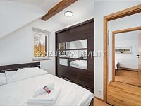 rekreační objekt s vlastním pozemkem 1381 m2 v srdci Lipna - Horní Planá, Pernek - 18.jpg