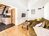 rekreační objekt s vlastním pozemkem 1381 m2 v srdci Lipna - Horní Planá, Pernek - IMG_0572.JPG