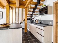 rekreační objekt s vlastním pozemkem 1381 m2 v srdci Lipna - Horní Planá, Pernek - IMG_0574.JPG