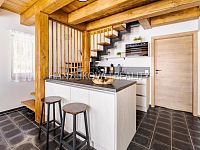 rekreační objekt s vlastním pozemkem 1381 m2 v srdci Lipna - Horní Planá, Pernek - IMG_0577.JPG