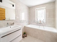 rekreační objekt s vlastním pozemkem 1381 m2 v srdci Lipna - Horní Planá, Pernek - IMG_0582.JPG