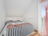 prodej zařízeného apartmánu 3+kk se sklepem a vyhrazeným parkovacím stáním, Černá v Pošumaví - 18.jpg