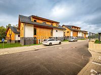 prodej zařízeného apartmánu 3+kk se sklepem a vyhrazeným parkovacím stáním, Černá v Pošumaví - 25-09-27 Černá v Pošumaví 223 Byt Foto_02.jpg