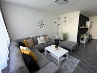 Pronájem zrekonstruovaného zařízeného bytu 3+1, Lipenská ulice - Pronájem zrekonstruovaného zařízeného bytu 3+1, Lipenská ulice