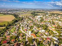 prodej zahrady 190 m2 se zděnou dvojgaráží - Rudolfov u Českých Budějovic - 25-09-29 Rudolfov RD Foto_12.jpg