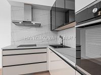 Pronájem podkrovního bytu 3+kk s terasou 2x 10m2, byt C.P.4- terasy Branišovská, ČB - 25-09-08 ČB Branišovská Byt Foto_46.jpg