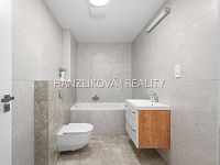 Pronájem podkrovního bytu 3+kk s terasou 2x 10m2, byt C.P.4- terasy Branišovská, ČB - 25-09-08 ČB Branišovská Byt Foto_54.jpg