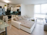 Pronájem nového bytu 2+kk s terasou a sklepem, Klaricova ul., České Budějovice