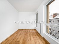 Pronájem novostavby bytu 3+kk s lodžií a garážovým stáním, byt číslo B.26, residence Hálkova, ČB - 4.jpg