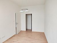 Pronájem nového bytu 2+kk s terasou, sklepem a garážovým stáním, ul. K. Šatala., České Budějovice - Ložnice, pronájem bytu 2+kk, K. Šatala, České Budějovice