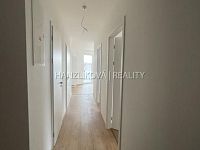 pronájem novostavby bytu 3+kk s terasou, byt číslo B.27, residence Hálkova, ČB - IMG_5189.jpg