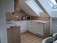 prodej bytu 2kk, 66 m2 v podkroví zrekonstruované bývalé Obecní školy - Polná na Šumavě - 20251116_150207.jpg