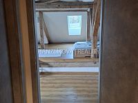 prodej bytu 2kk, 66 m2 v podkroví zrekonstruované bývalé Obecní školy - Polná na Šumavě - 20251116_150504.jpg