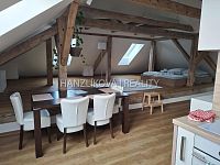 pronájem bytu 2kk, 66 m2 v podkroví zrekonstruované bývalé Obecní školy - Polná na Šumavě - 20251116_150223.jpg