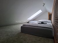 pronájem bytu 2kk, 66 m2 v podkroví zrekonstruované bývalé Obecní školy - Polná na Šumavě - 20251116_150322.jpg