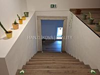 pronájem bytu 2kk, 66 m2 v podkroví zrekonstruované bývalé Obecní školy - Polná na Šumavě - 20251116_151021.jpg