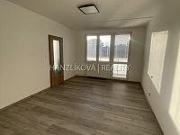 Pronájem  nového zrekonstruovaného bytu 2+kk, v ulici Budivojova ulice - Pronájem  nového zrekonstruovaného bytu 2+kk, v ulici Budivojova ulice, ložnice