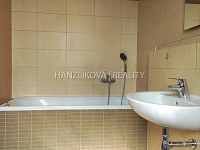 Pronájem zařízeného bytu 2+kk (č.14) s balkonem, U Lesa 3.etapa, ČB - Koupelna, pronájem bytu 2+kk, U Lesa, České Budějovice