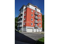 Pronájem zařízeného bytu 2+kk (č.14) s balkonem, U Lesa 3.etapa, ČB - pohled na dům