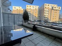 Pronájem bytu 2+kk ve 2.NP s terasou, byt B.2.1, rezidence DLOUHÁ LOUKA 2.etapa - Pronájem bytu 2+kk ve 2.NP s terasou, byt B.2.1, rezidence DLOUHÁ LOUKA 2.etapa