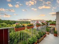 Prodej novostavby bytu 2+kk (A.511) s terasou, sklepem a 2 parkingy, rezidence TYTO ALBA, Husova tř. - 15.jpg