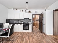 Prodej novostavby bytu 2+kk (A.511) s terasou, sklepem a 2 parkingy, rezidence TYTO ALBA, Husova tř. - 3.jpg