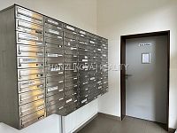 Prodej novostavby bytu 2+kk (A.511) s terasou, sklepem a 2 parkingy, rezidence TYTO ALBA, Husova tř. - IMG_3800.jpg