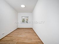 Výjimečná investiční příležitost v Havl. kolonii – 2 zrekonstruované byty v jednom, zahrada, sklep - fotografie bytu 1kk