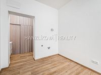 Výjimečná investiční příležitost v Havl. kolonii – 2 zrekonstruované byty v jednom, zahrada, sklep - fotografie bytu 1kk