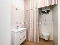 Výjimečná investiční příležitost v Havl. kolonii – 2 zrekonstruované byty v jednom, zahrada, sklep - fotografie bytu 1kk