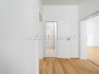 Výjimečná investiční příležitost v Havl. kolonii – 2 zrekonstruované byty v jednom, zahrada, sklep - fotografie bytu 3kk