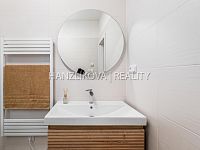 Výjimečná investiční příležitost v Havl. kolonii – 2 zrekonstruované byty v jednom, zahrada, sklep - fotografie bytu 3kk