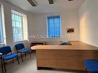 Pronájem kancelářských prostor ( 37 m2) s parkováním, Husova tř. - centrum ČB - IMG_1513.jpeg