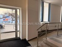 Pronájem kancelářských prostor ( 37 m2) s parkováním, Husova tř. - centrum ČB - IMG_1518.jpeg