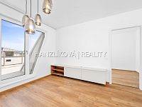 pronájem podkrovního bytu 3+kk 80 m2 s terasou 30m2 , byt A.P.3- terasy Branišovská, ČB - 25-09-19 ČB Branišovská - 2x byt Byt Foto_34.jpg