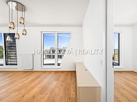 pronájem podkrovního bytu 3+kk 80 m2 s terasou 30m2 , byt A.P.3- terasy Branišovská, ČB - 25-09-19 ČB Branišovská - 2x byt Byt Foto_36.jpg