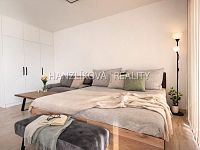 Kompletně zařízený, nový, prostorný byt 1+kk s terasou a garáží (63 m²) – novostavba, O. Nedbala, ČB - 249AD645-4CF7-4BB5-A094-0107CA3EECF2.jpg