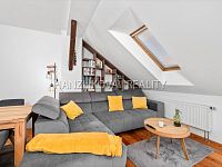 Pronájem bytu 2+1, 67m2, Rudolfovská ulice – pohodlné bydlení u parku Na Sadech a centra města - 25-10-17 ČB Rudolfovská 35 Byt Foto_04.jpg