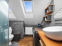 Pronájem bytu 2+1, 67m2, Rudolfovská ulice – pohodlné bydlení u parku Na Sadech a centra města - 25-10-17 ČB Rudolfovská 35 Byt Foto_16.jpg