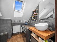 Pronájem bytu 2+1, 67m2, Rudolfovská ulice – pohodlné bydlení u parku Na Sadech a centra města - 25-10-17 ČB Rudolfovská 35 Byt Foto_17.jpg