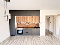 Pronájem moderního bytu 2+kk s lodžií, byt č. 18, 3. NP – Rezidence Hálkova, Pražské předměstí - IMG_2874.jpeg