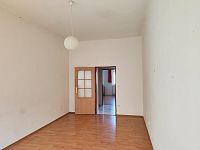 Pronájem zděného bytu 2+1 (č.5) se zahradou, Puklicova ulice - Pokoj, pronájem bytu 2+1, Puklicova, České Budějovice