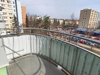 Pronájem kompletně zrekonstruovaného bytu 1+1 s balkónem, J. Opletala, sídliště Šumava - Balkon, pronájem bytu 1+1, J. Opletala, České Budějovice