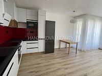 pronájem novostavby bytu 2+kk s lodžií, byt číslo B.04, residence Hálkova, ČB - pronájem novostavby bytu 2+kk s lodžií, byt číslo B.04, residence Hálkova, ČB