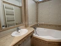 Pronájem bytu 3+1 Fr.Ondříčka, České Budějovice - Pronájem bytu 3+1 Fr.Ondříčka, České Budějovice