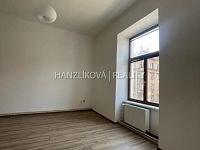 Pronájem bytu 1+1 s odděleným kuch. koutem, 47 m2,Žižkova tř. České Budějovice